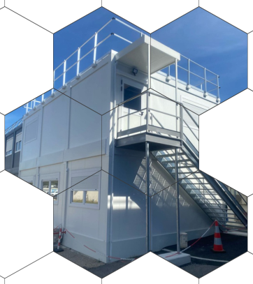 Locami propose une gamme complète d’équipements et de solutions de sécurité pour vos bâtiments modulaires.